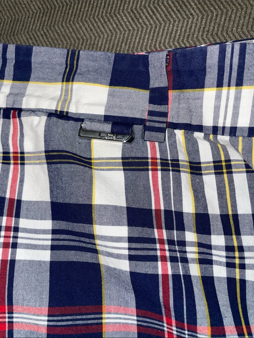 LRL Lauren Ralph Lauren Active Plaid Shorts Women 8 Red & Blue Golf Bermudas - Picture 3 of 14